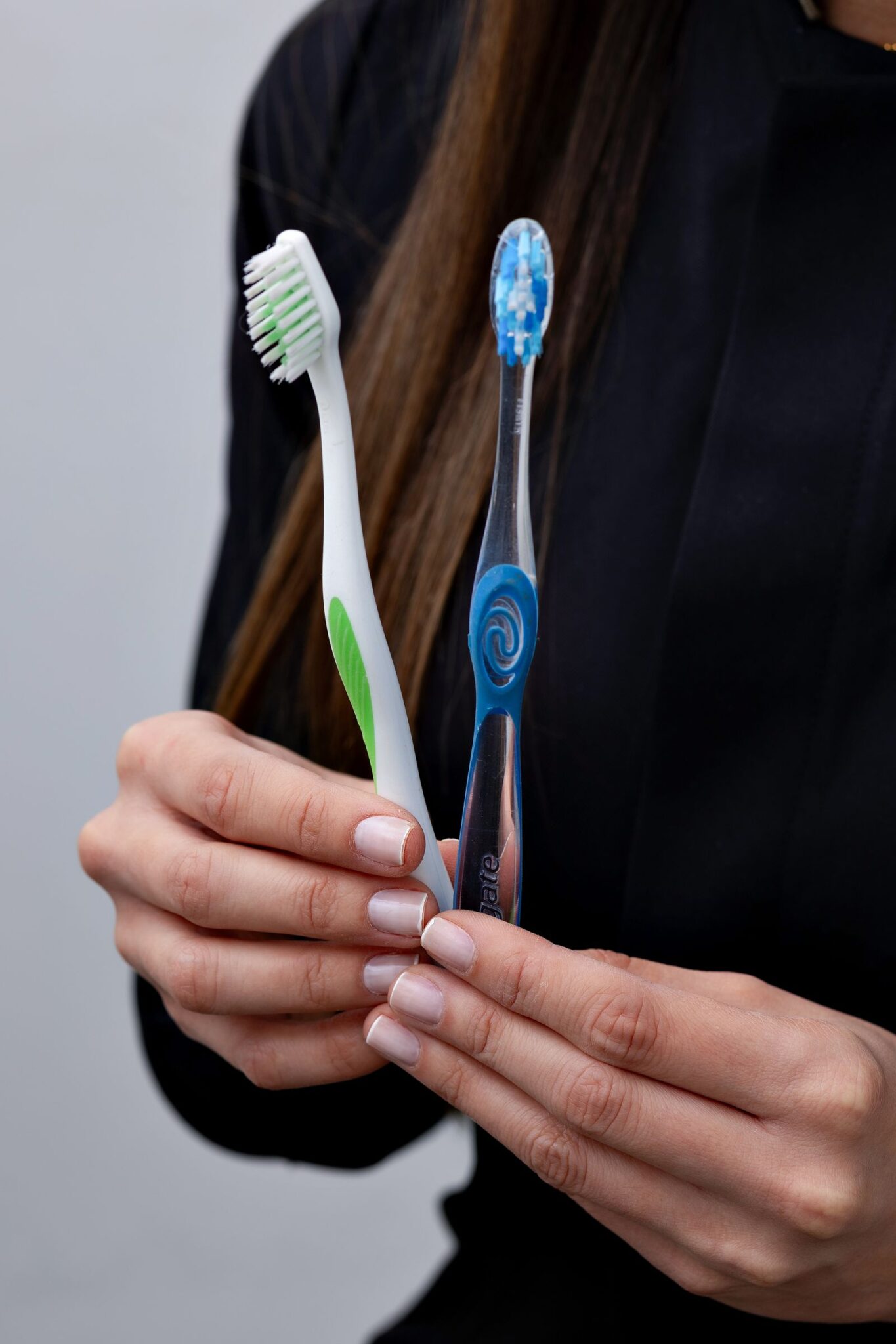 Cepillado dental suave para dientes sensibles Cepillado dental suave para dientes sensibles